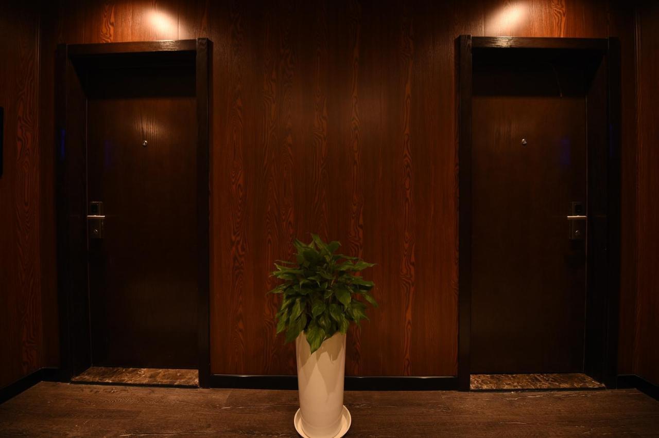 Metropolo,shanghai,hongqiao Airport,wuzhong Road Hotel 2*